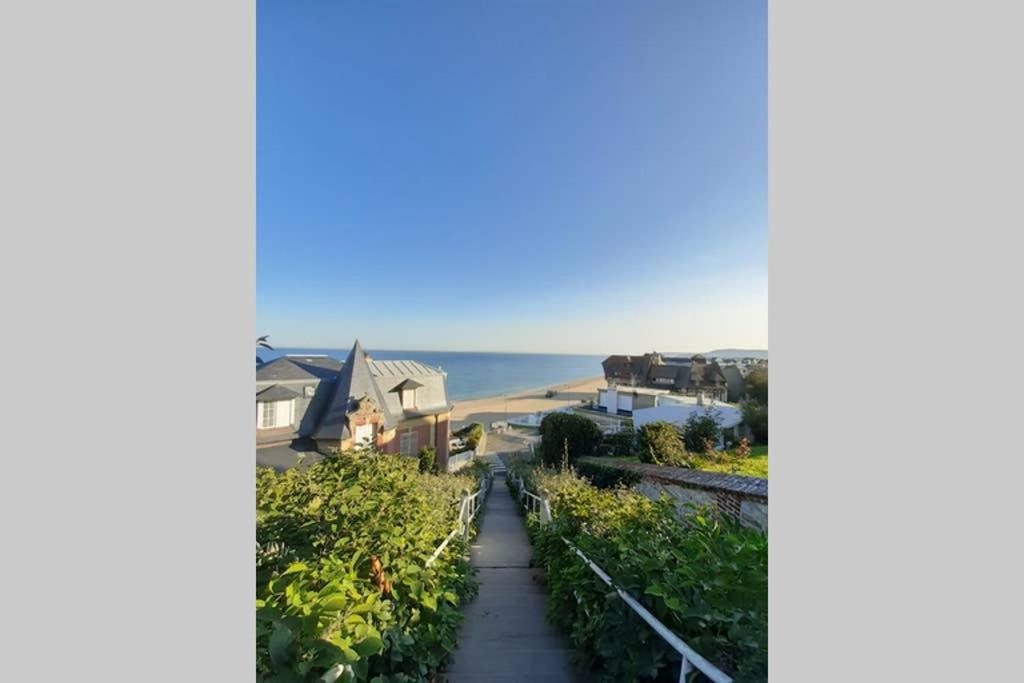 2 Chambres, 50M Centre Ville Plage, Jardin Wifi Villers-sur-Mer Exterior photo