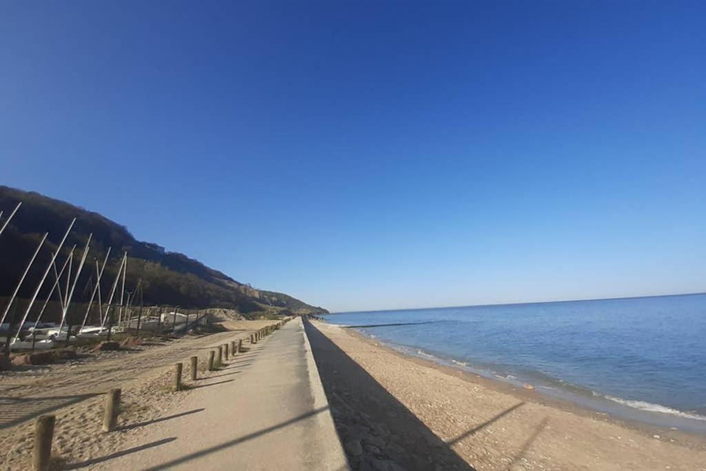2 Chambres, 50M Centre Ville Plage, Jardin Wifi Villers-sur-Mer Exterior photo