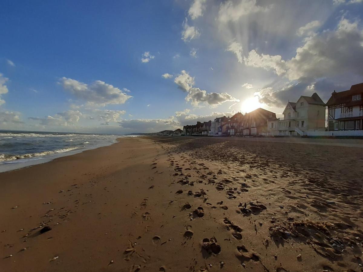 2 Chambres, 50M Centre Ville Plage, Jardin Wifi Villers-sur-Mer Exterior photo
